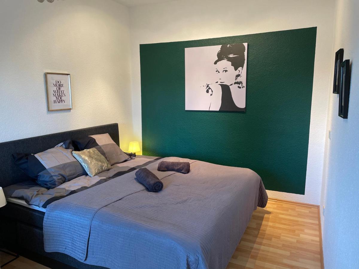 Sky Night Suite Düren - Eifel Екстериор снимка