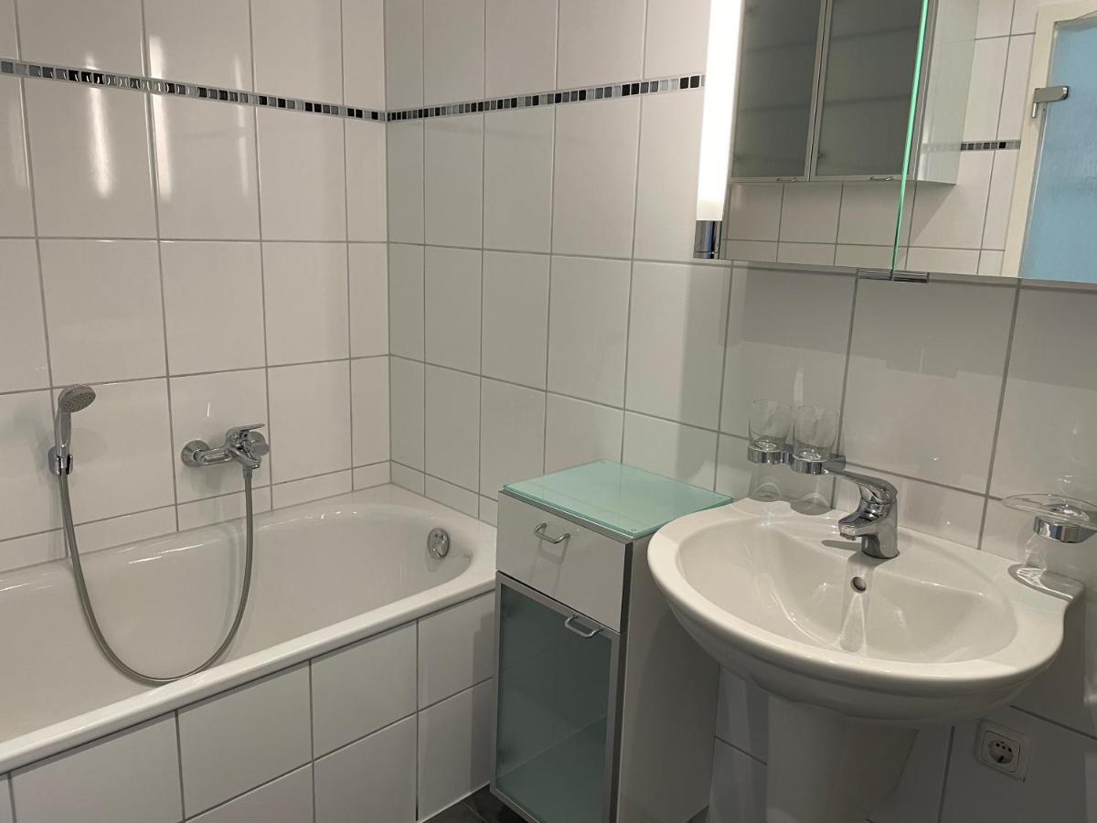 Sky Night Suite Düren - Eifel Екстериор снимка
